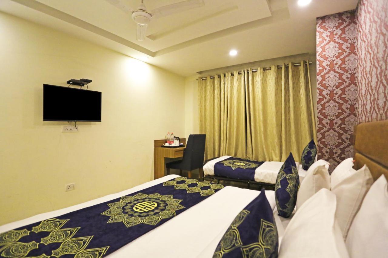 Hotel D'Capitol - Delhi Airport New Delhi Luaran gambar